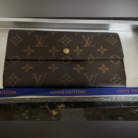 Louis Vuitton Handbags - Louis Vuitton Monogram Porte Tresor